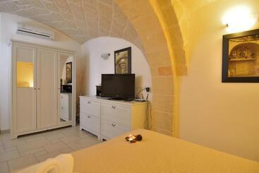 تختخواب و صبحانه Palazzo Kapece