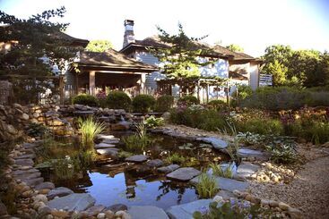 East Hampton Art House Bed And Breakfast