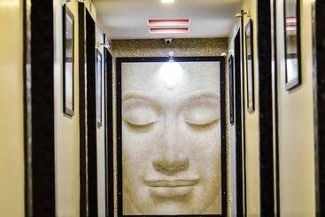هتل Tulsi Residency