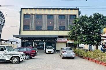 هتل Tulsi Residency