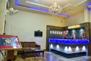 هتل Tulsi Residency