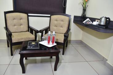 هتل Tulsi Residency