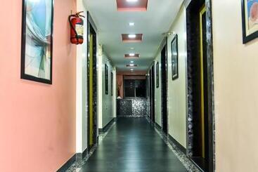هتل Tulsi Residency