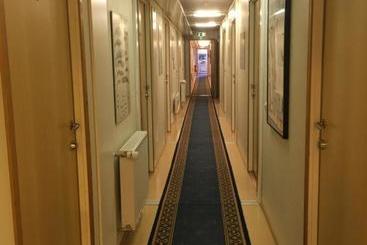 هتل Blue Trail Guesthouse