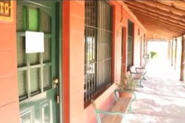 هتل Estancia Renacimiento