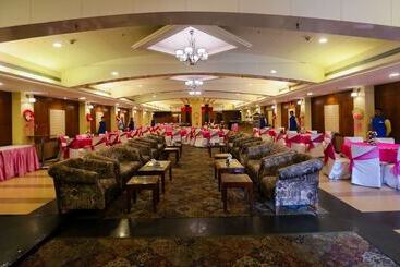 هتل Cs Boutique