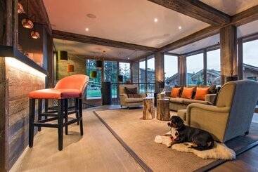 Отель The Lodge Verbier