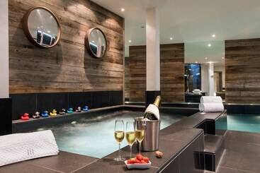 Отель The Lodge Verbier