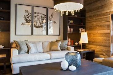 Отель The Lodge Verbier