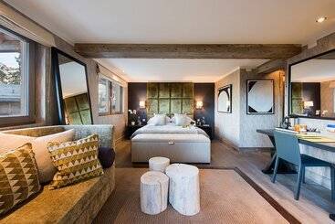 Отель The Lodge Verbier