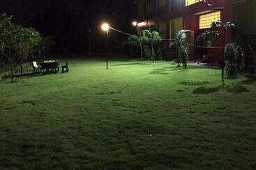 مُتل Greenfield Residence