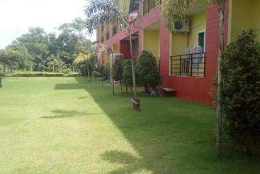 مُتل Greenfield Residence