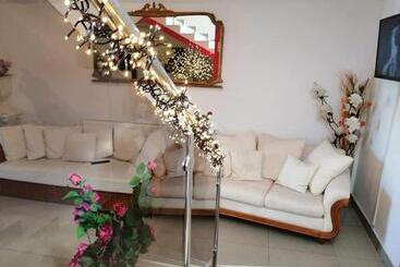 استراحتگاه Casa Regala Ear