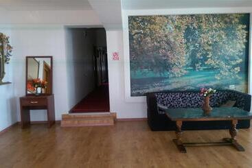 استراحتگاه Casa Regala Ear