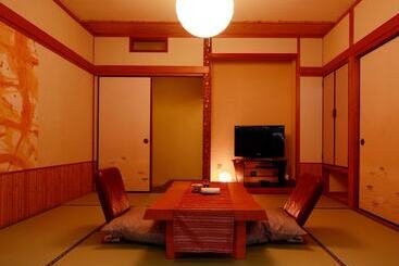 Ryokan Ginrinso Kotobuki