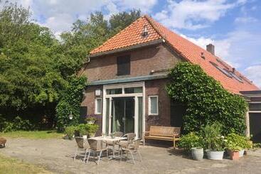 B&b Verwoldsehof  Op De Deel
