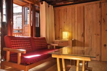 تختخواب و صبحانه Boutique Heritage Home