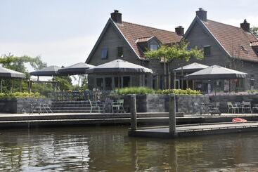 فندق Marenland Winsum
