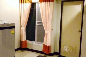 مُتل Room Riverside