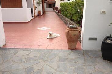 تختخواب و صبحانه Casa Arcada