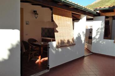 تختخواب و صبحانه Casa Arcada