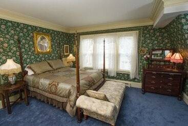 تختخواب و صبحانه Thornhedge Inn