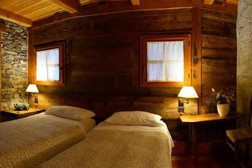 هتل Albergo Montagna Di Luce
