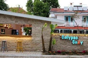 هتل Calypso Cozy Suites