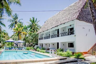 هتل Papillon Garden Bar Villas
