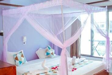 هتل Papillon Garden Bar Villas