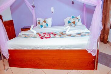 هتل Papillon Garden Bar Villas