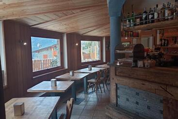 Sasso Nero - Chiesa in Valmalenco