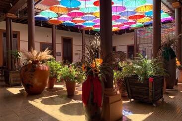 هتل Villa De Flores