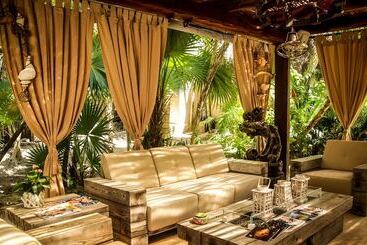 ホテル Villa Las Estrellas Tulum  Located At The Party Zone