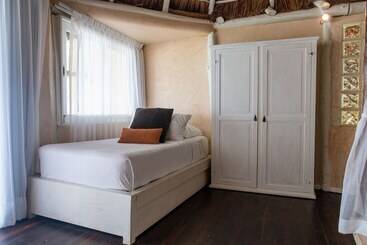 호텔 Villa Las Estrellas Tulum  Located At The Party Zone