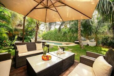 ホテル Villa Las Estrellas Tulum  Located At The Party Zone