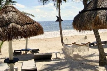 ホテル Villa Las Estrellas Tulum  Located At The Party Zone