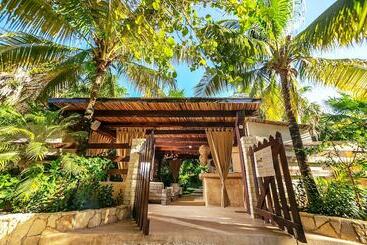 ホテル Villa Las Estrellas Tulum  Located At The Party Zone