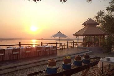 Nga Laik Kan Tha Eco Resort  Nay Pyi Taw
