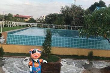 Sangtong Beach Resort