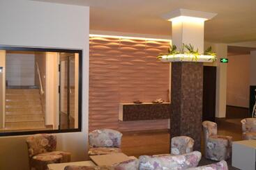Tryavna Lake Hotel & Spa