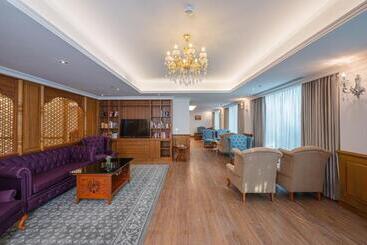 酒店 The Empress Premier Chiang Mai   Sha Extra Plus
