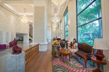 酒店 The Empress Premier Chiang Mai   Sha Extra Plus