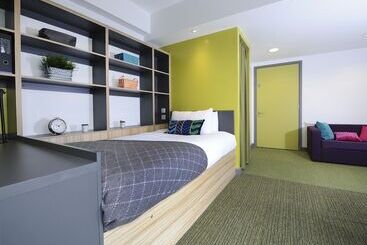 호스텔 Peel Park Quarter   Campus Accommodation