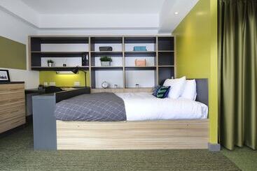 호스텔 Peel Park Quarter   Campus Accommodation