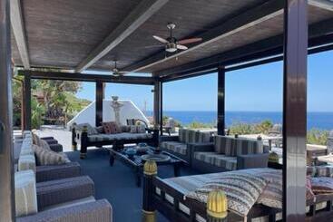 تختخواب و صبحانه Don Mario Resort Adults Only