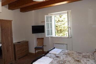 تختخواب و صبحانه Tenuta Villa Colle Sereno