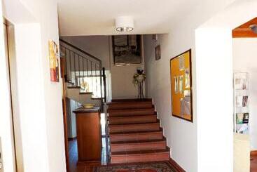 تختخواب و صبحانه Tenuta Villa Colle Sereno
