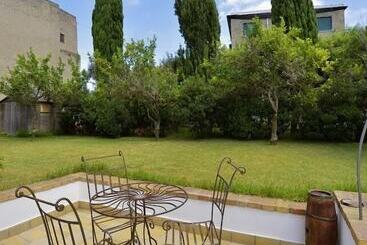 تختخواب و صبحانه Villa Mazzella