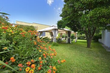 تختخواب و صبحانه Villa Mazzella